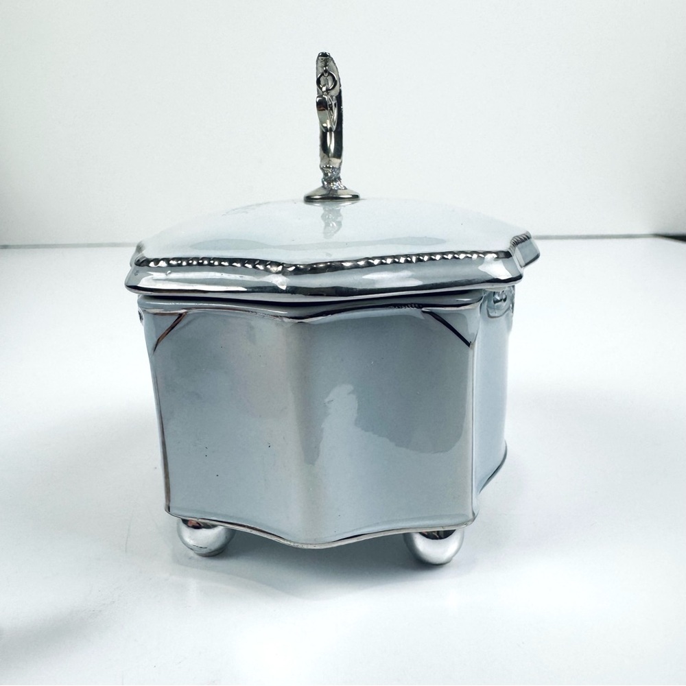The Bradford Exchange Silver Moonlight Music Box Granddaughter I Love You Gift - Picture 6 of 9